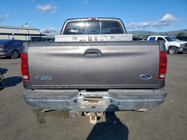 Ford F-250 Super Duty Image 3