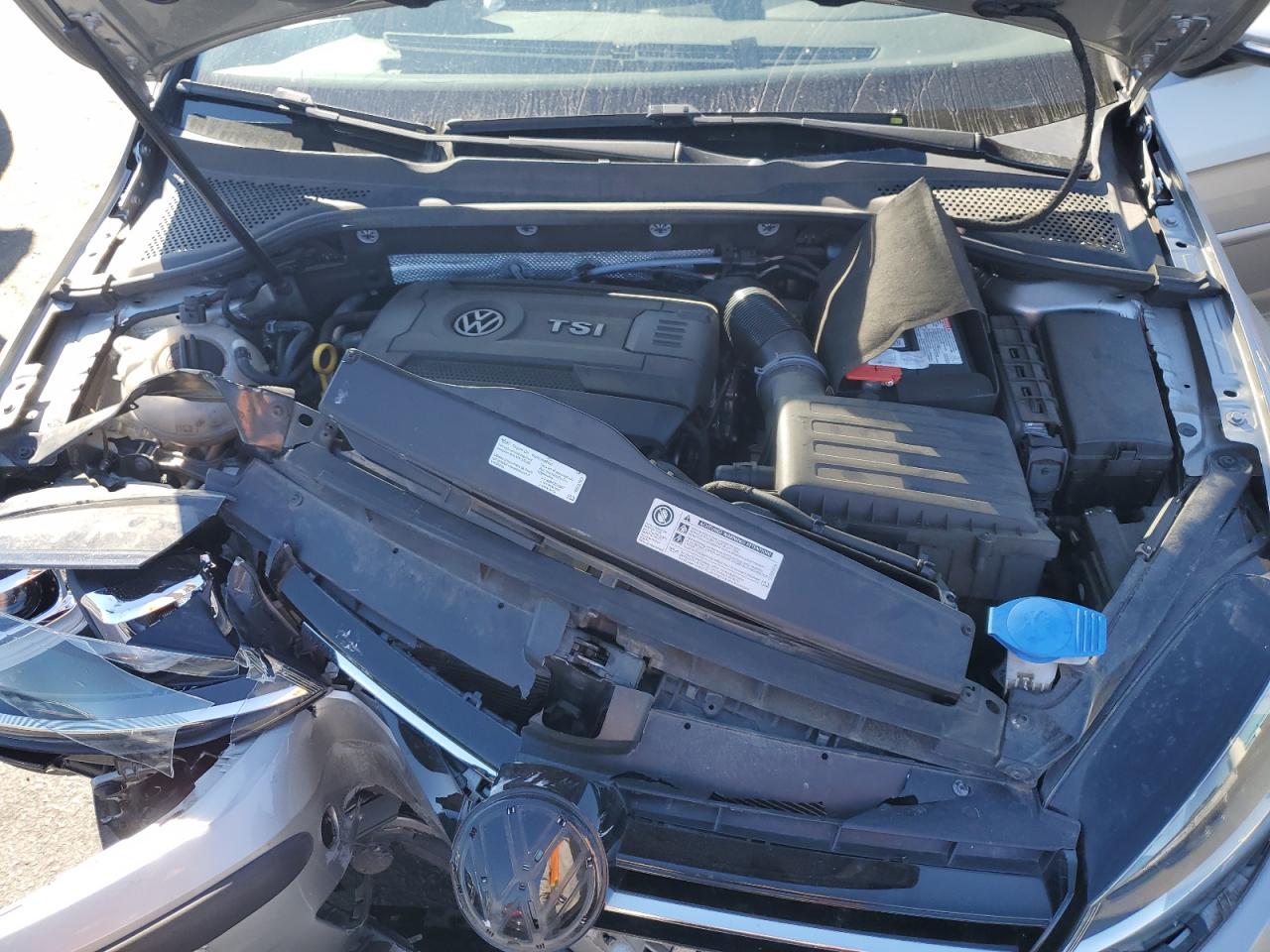 Volkswagen Golf S/se Image 8