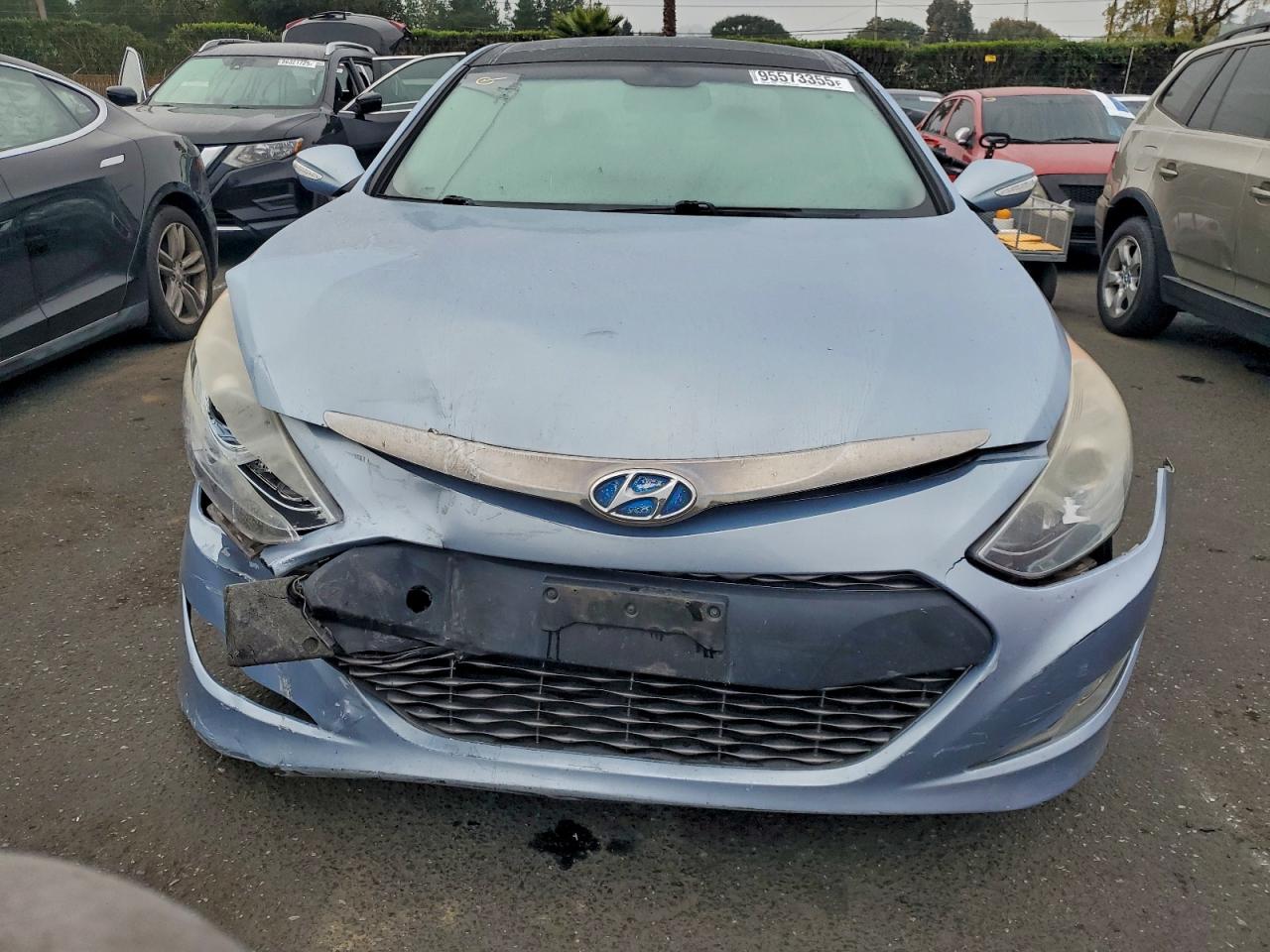 Hyundai SONATA Hybrid Image 7