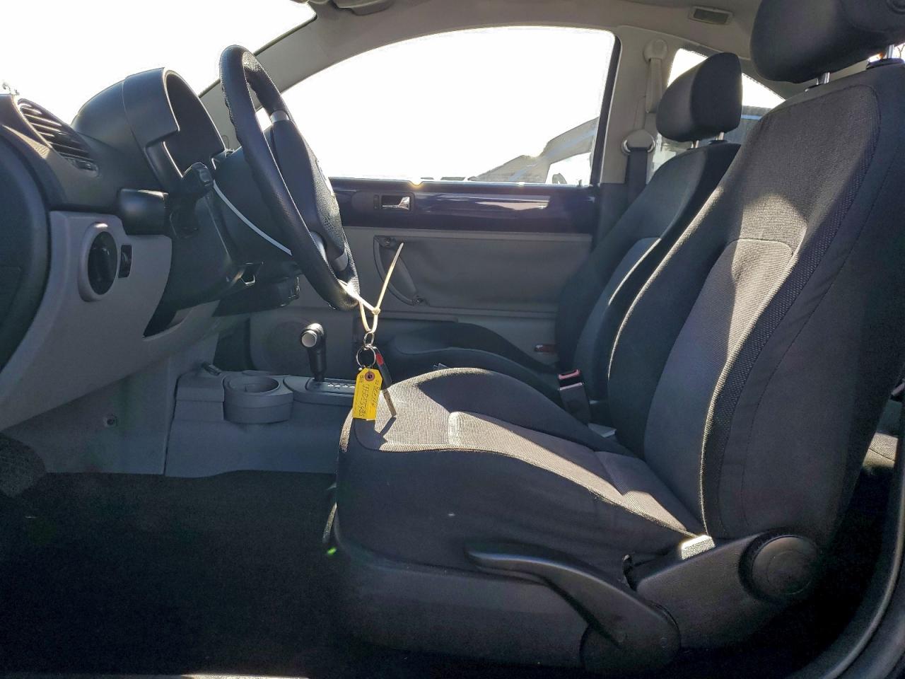 Volkswagen Beetle Gl Image 3