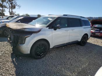  Salvage Kia Carnival