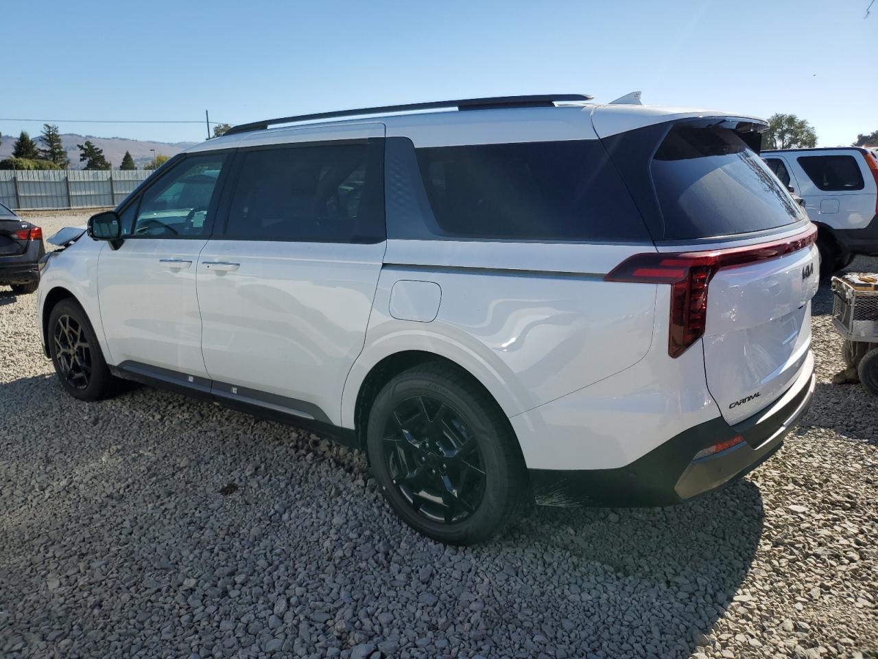 Kia Carnival Sx Image 2