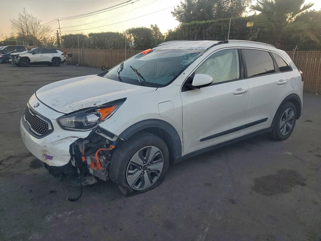 Kia Niro Lx Image 1