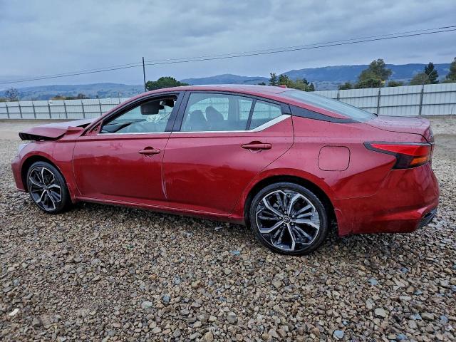 Nissan Altima Sr Image 2