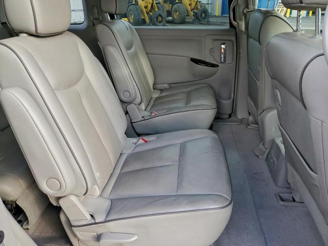 Nissan Quest S Image 4