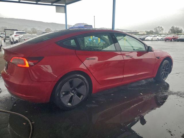 Tesla Model 3 Image 5