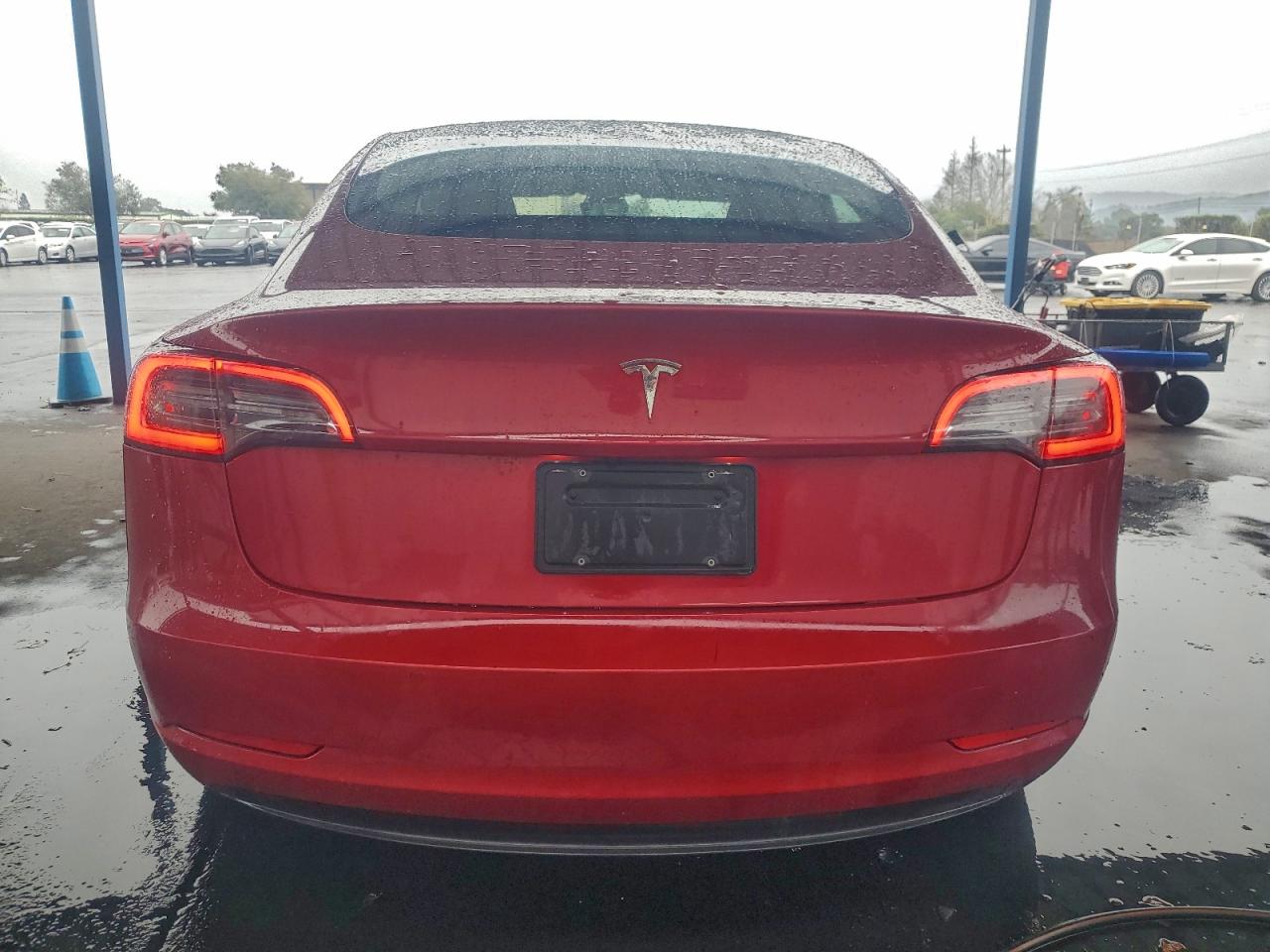 Tesla Model 3 Image 3
