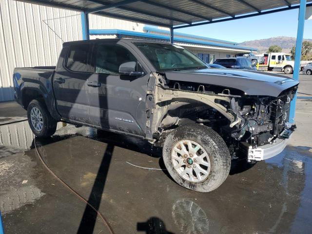 Toyota Tacoma Double Cab Image 6