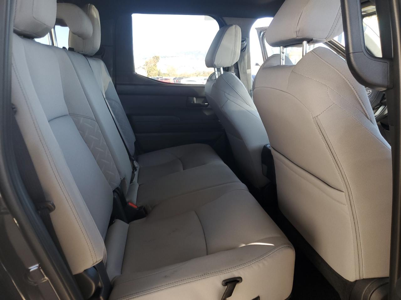 Toyota Tacoma Double Cab Image 11