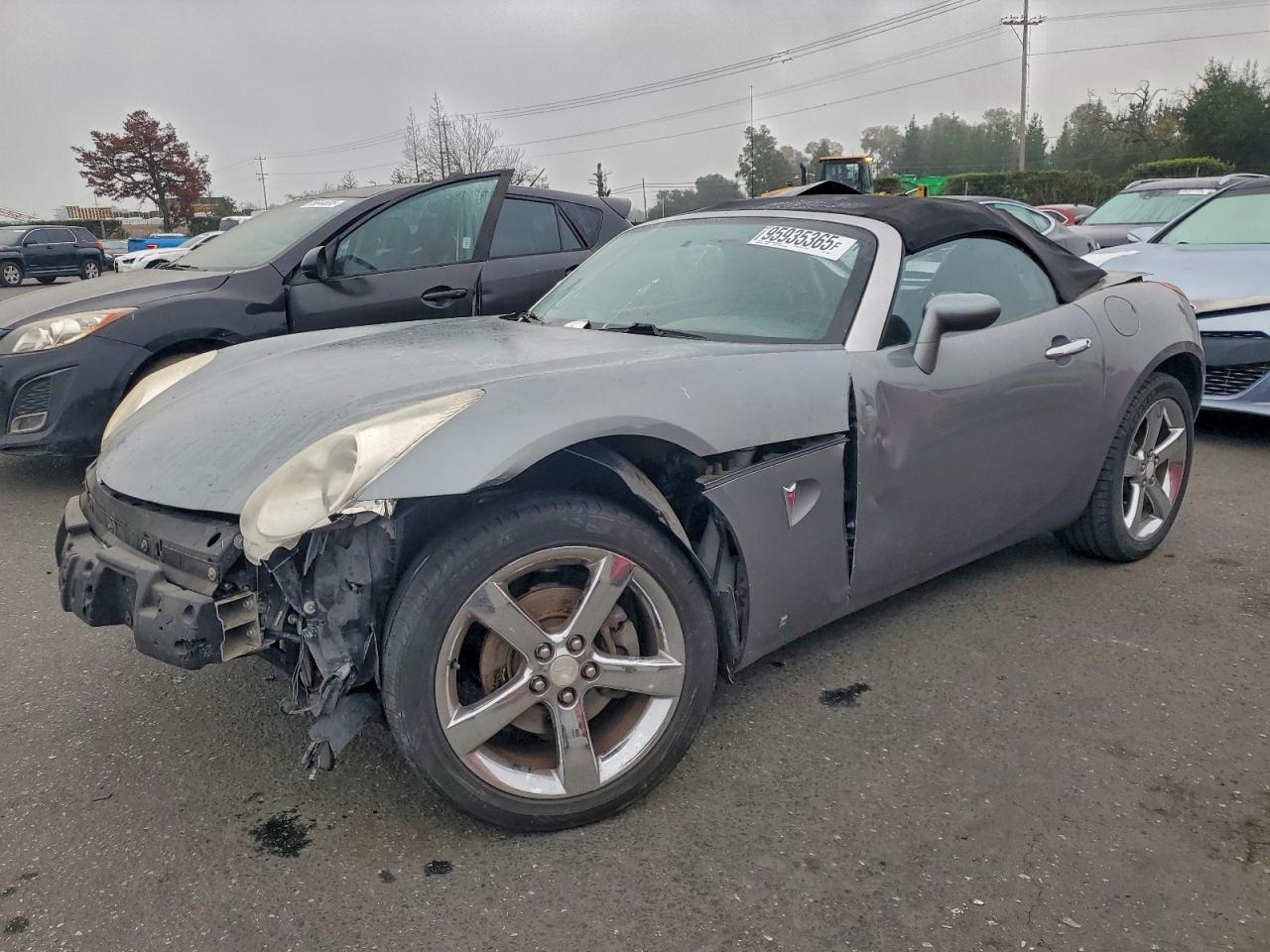 Pontiac Solstice Image 1
