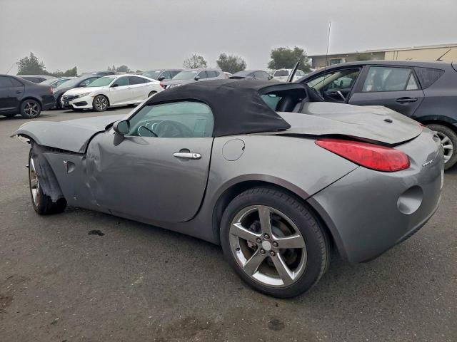 Pontiac Solstice Image 4