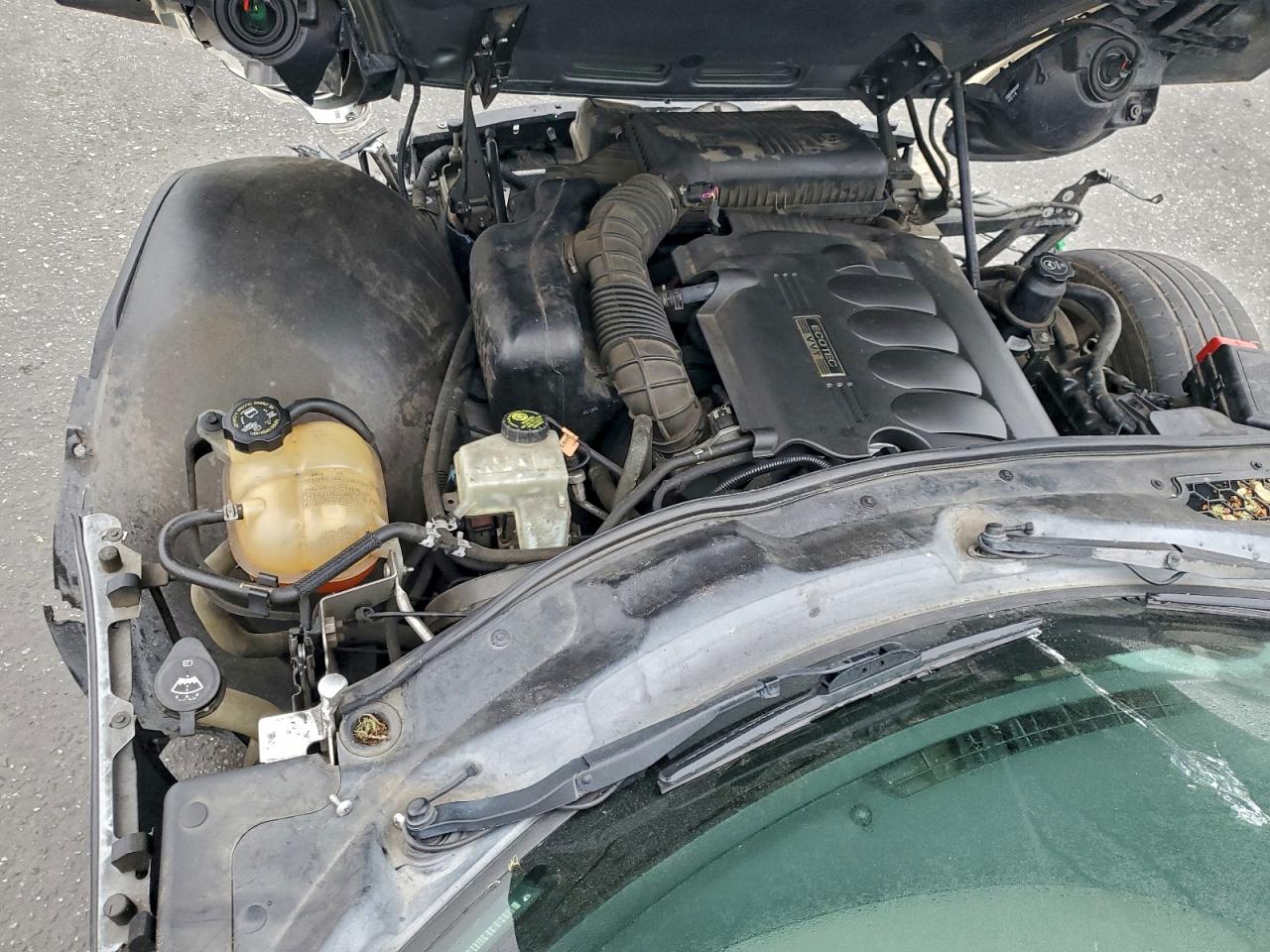 Pontiac Solstice Image 8