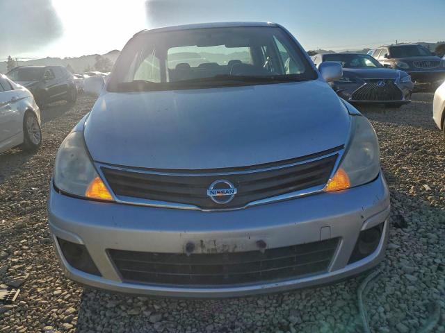 Nissan Versa S Image 7