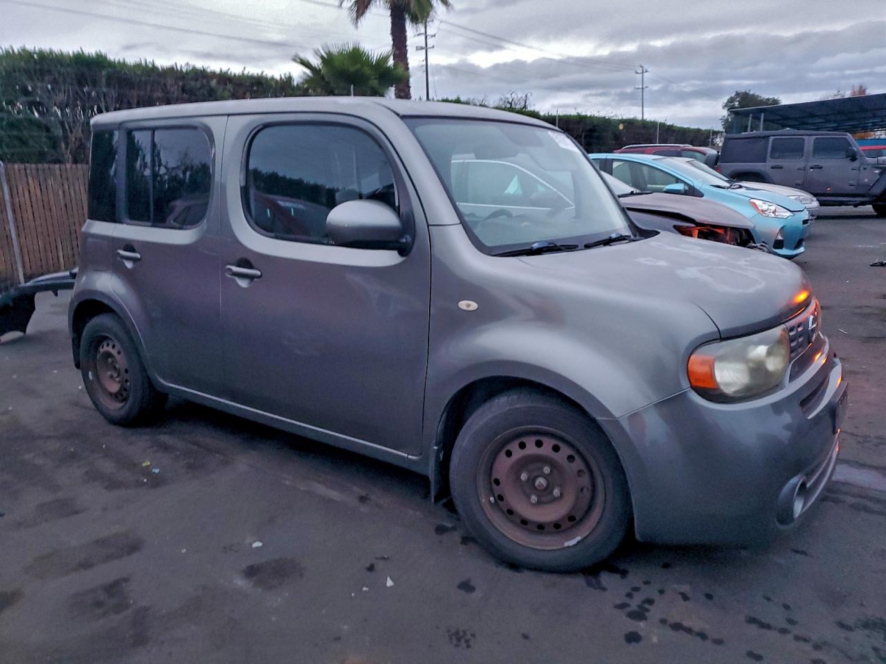Nissan cube Base Image 5