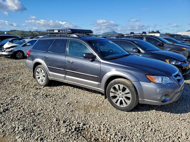 Subaru Outback 2.5i Limited Image 4
