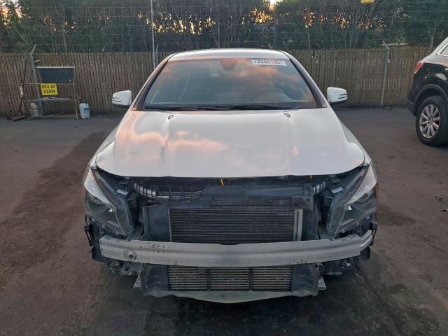 Mercedes-Benz Cla-class 250 Image 11