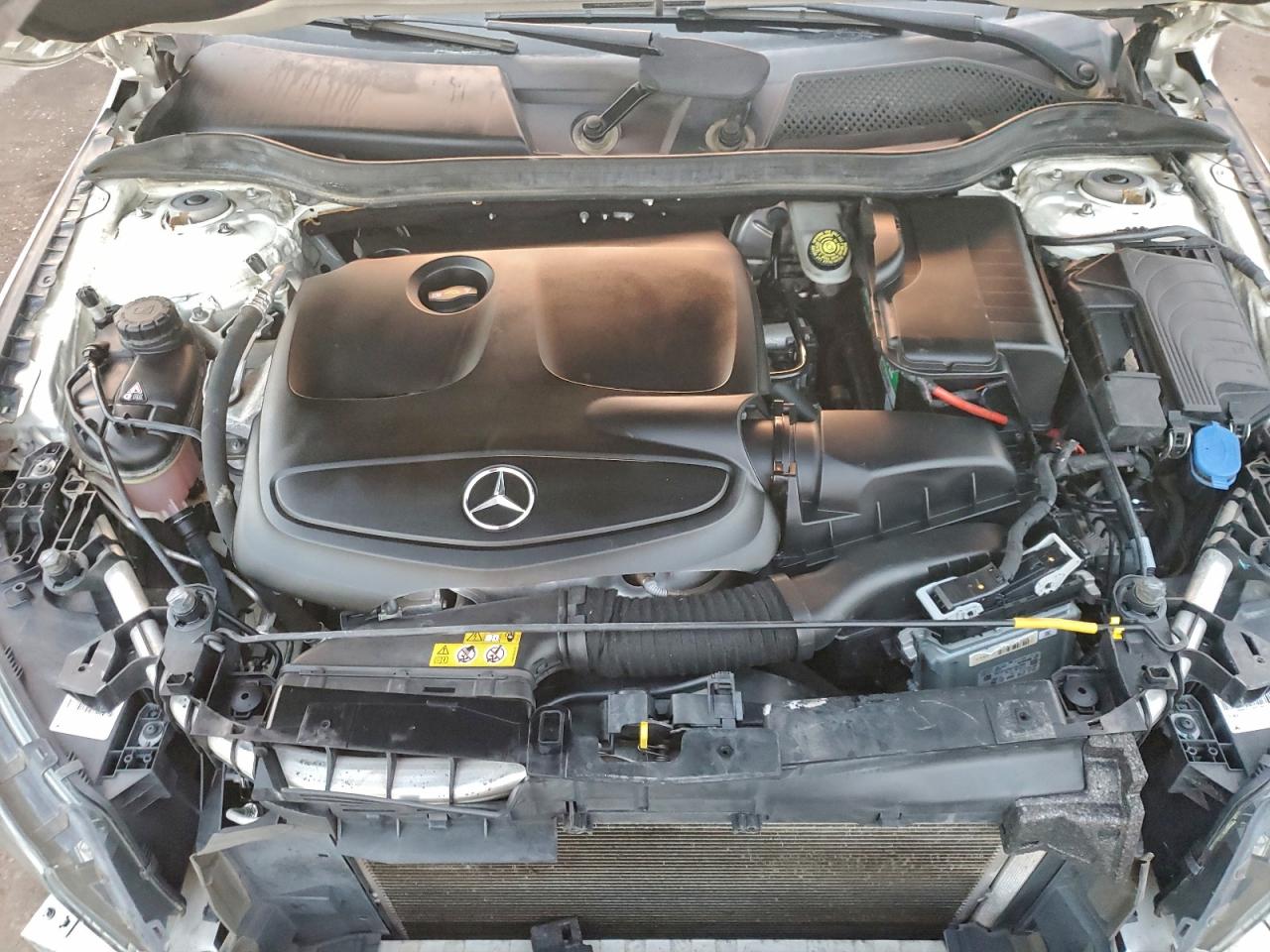 Mercedes-Benz Cla-class 250 Image 9