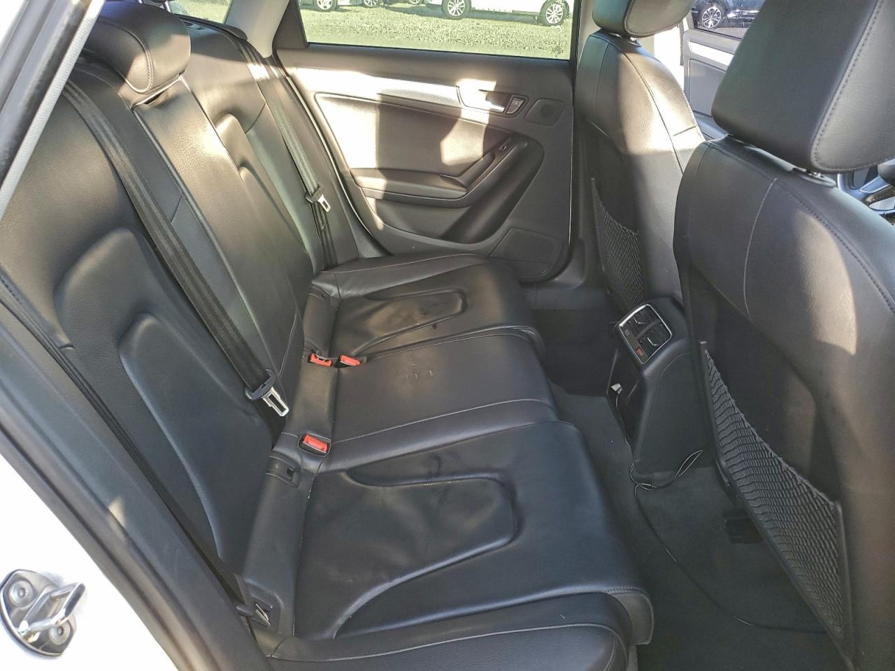 Audi A4 Premium Image 10