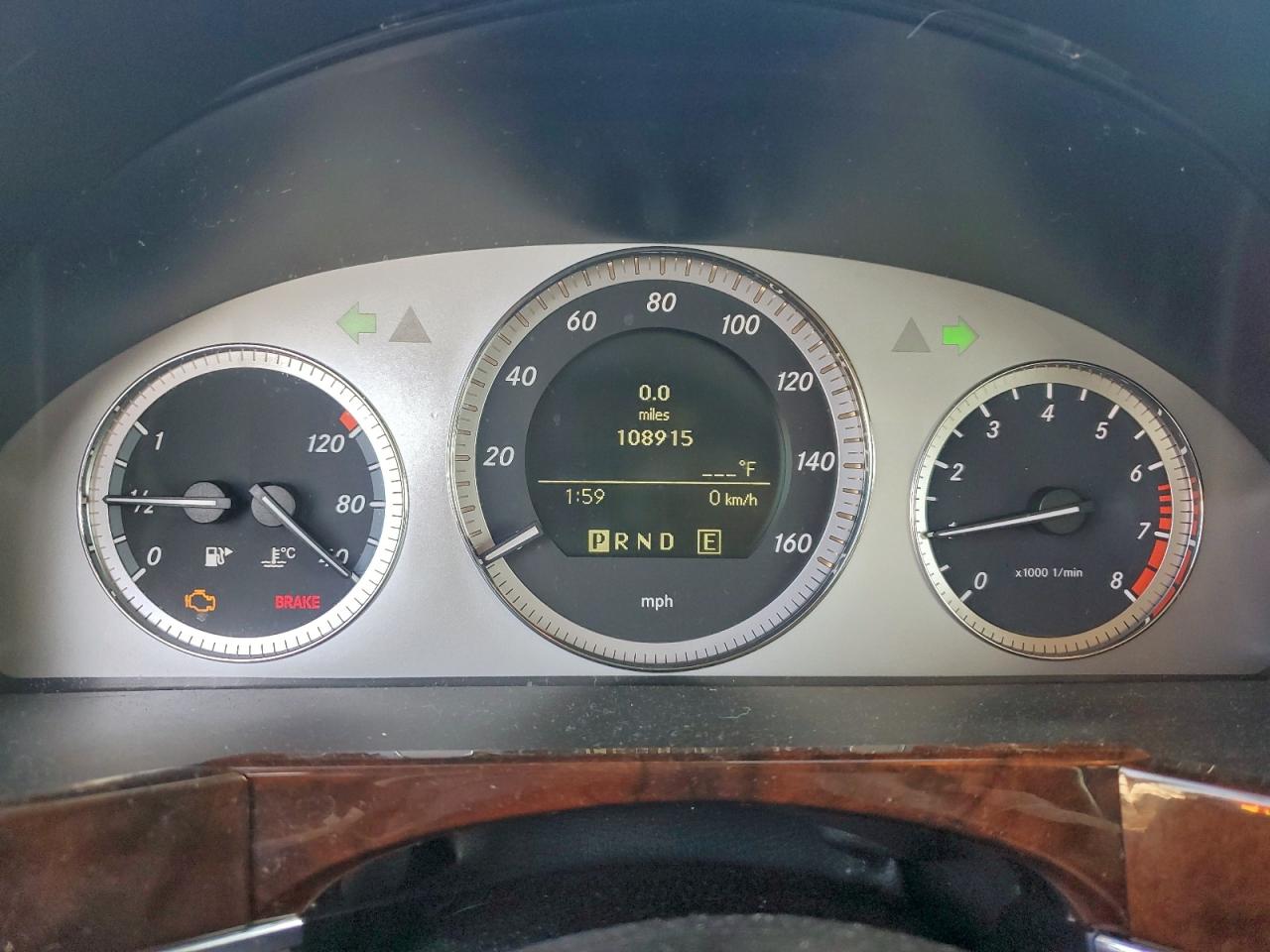 Mercedes-Benz GLK 350 4matic Image 11