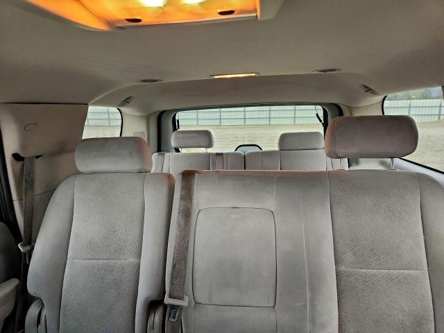 Chevrolet Tahoe C1500 Image 13