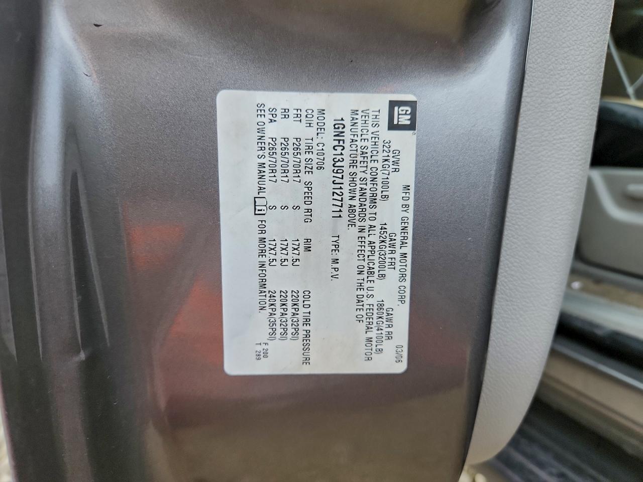 Chevrolet Tahoe C1500 Image 12