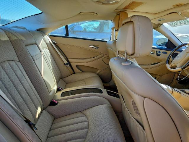 Mercedes-Benz Cls-class 550 Image 11