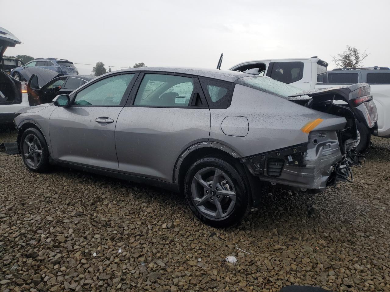 Kia K4 Lx Lx Image 2