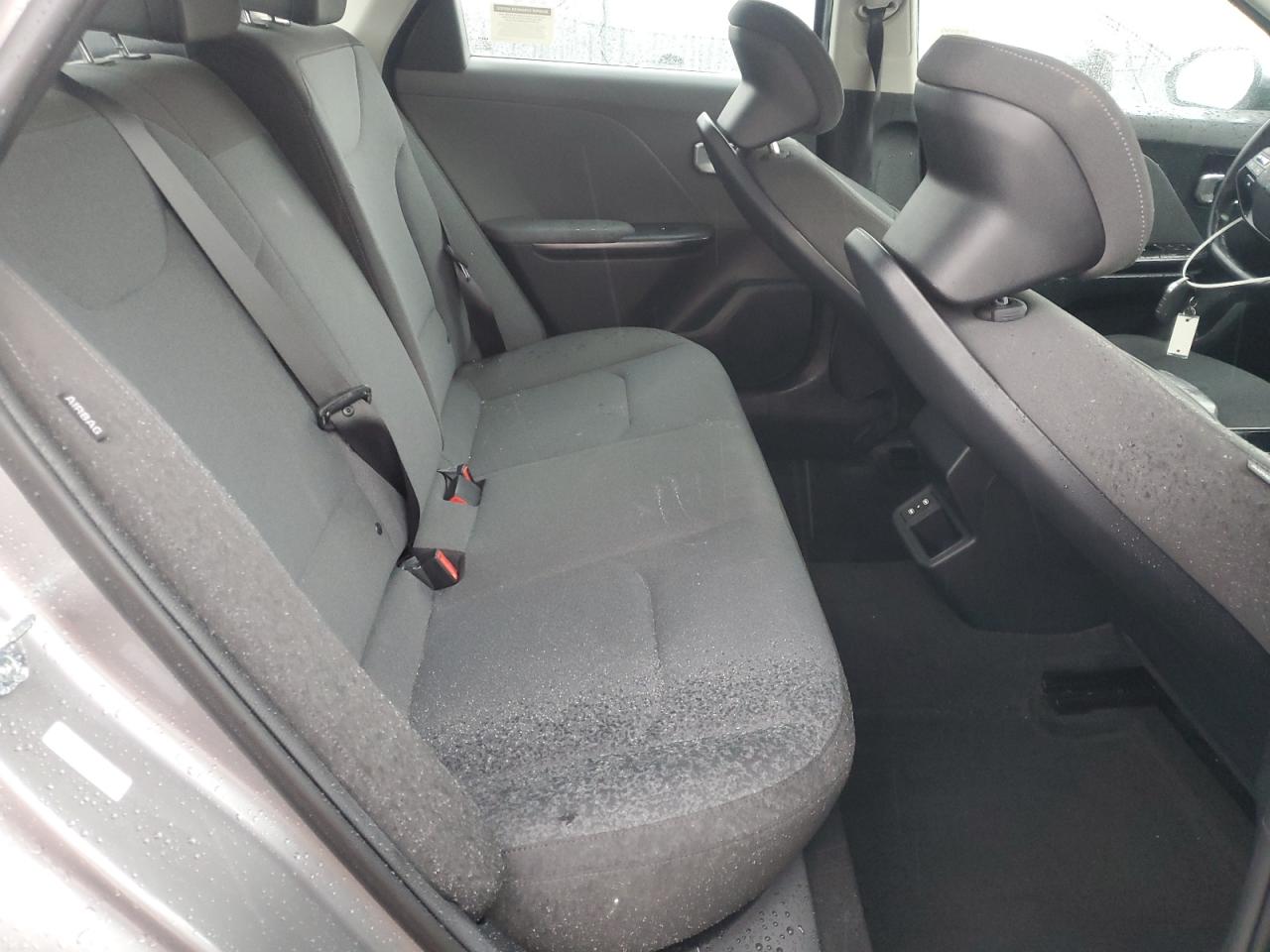 Kia K4 Lx Lx Image 8