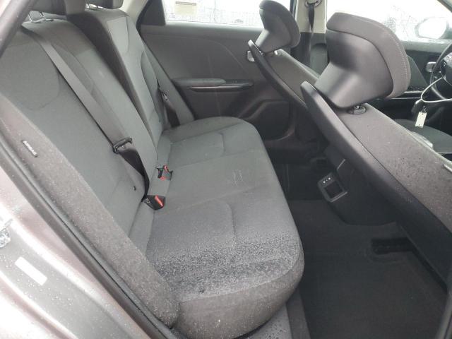 Kia K4 Lx Lx Image 8