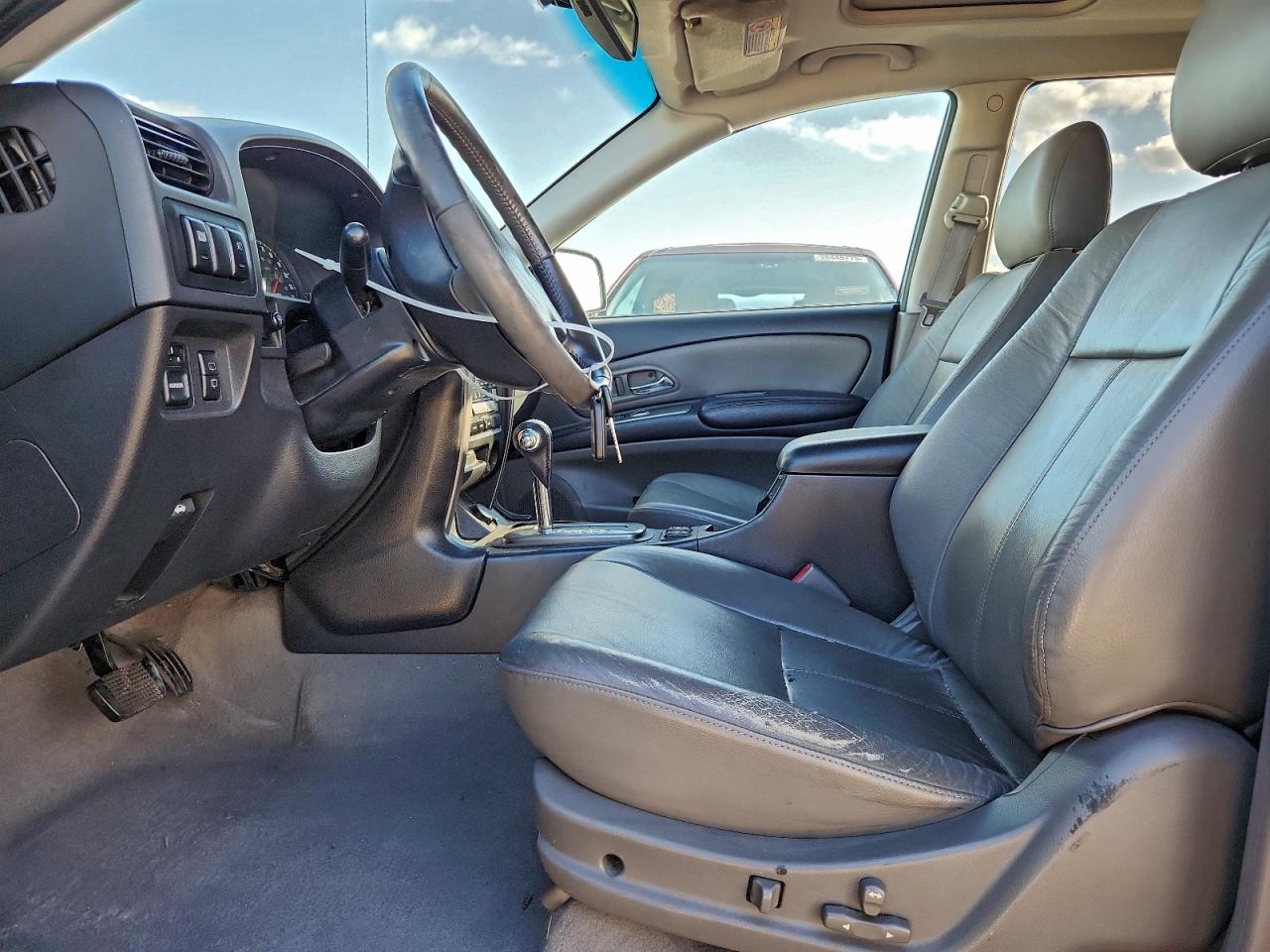 Isuzu Axiom Xs Image 4