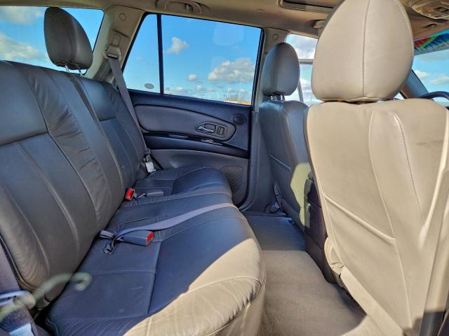 Isuzu Axiom Xs Image 12