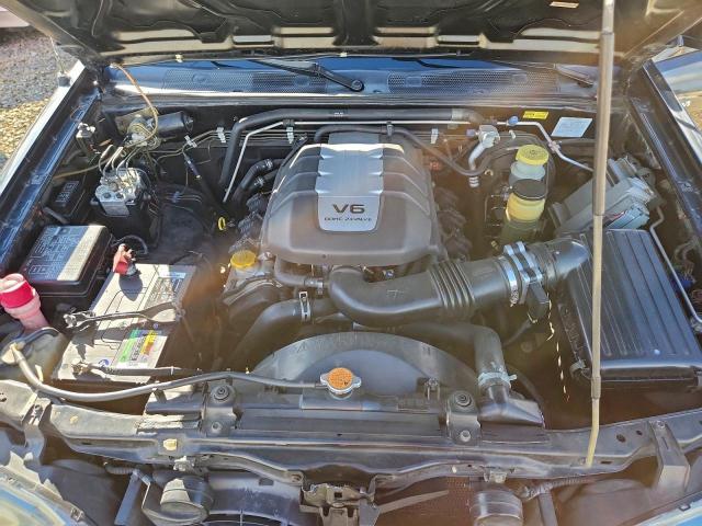 Isuzu Axiom Xs Image 5