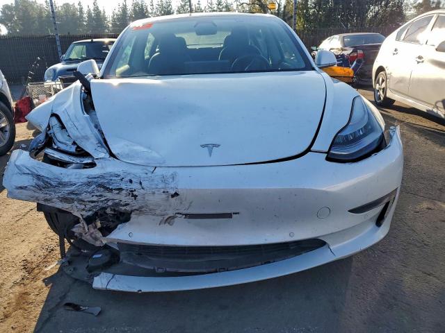 Tesla Model 3 Image 7
