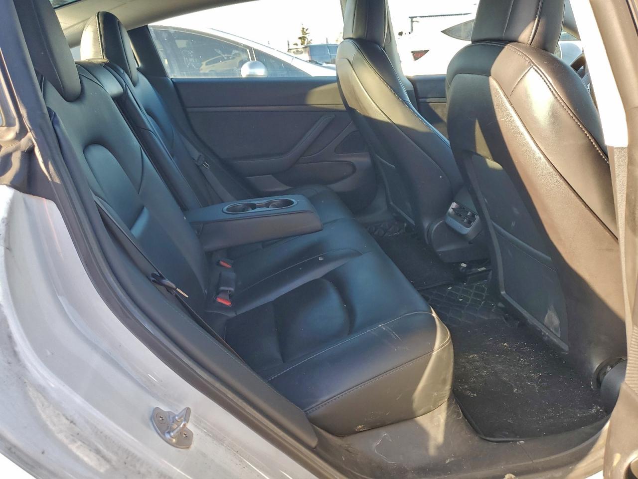 Tesla Model 3 Image 2