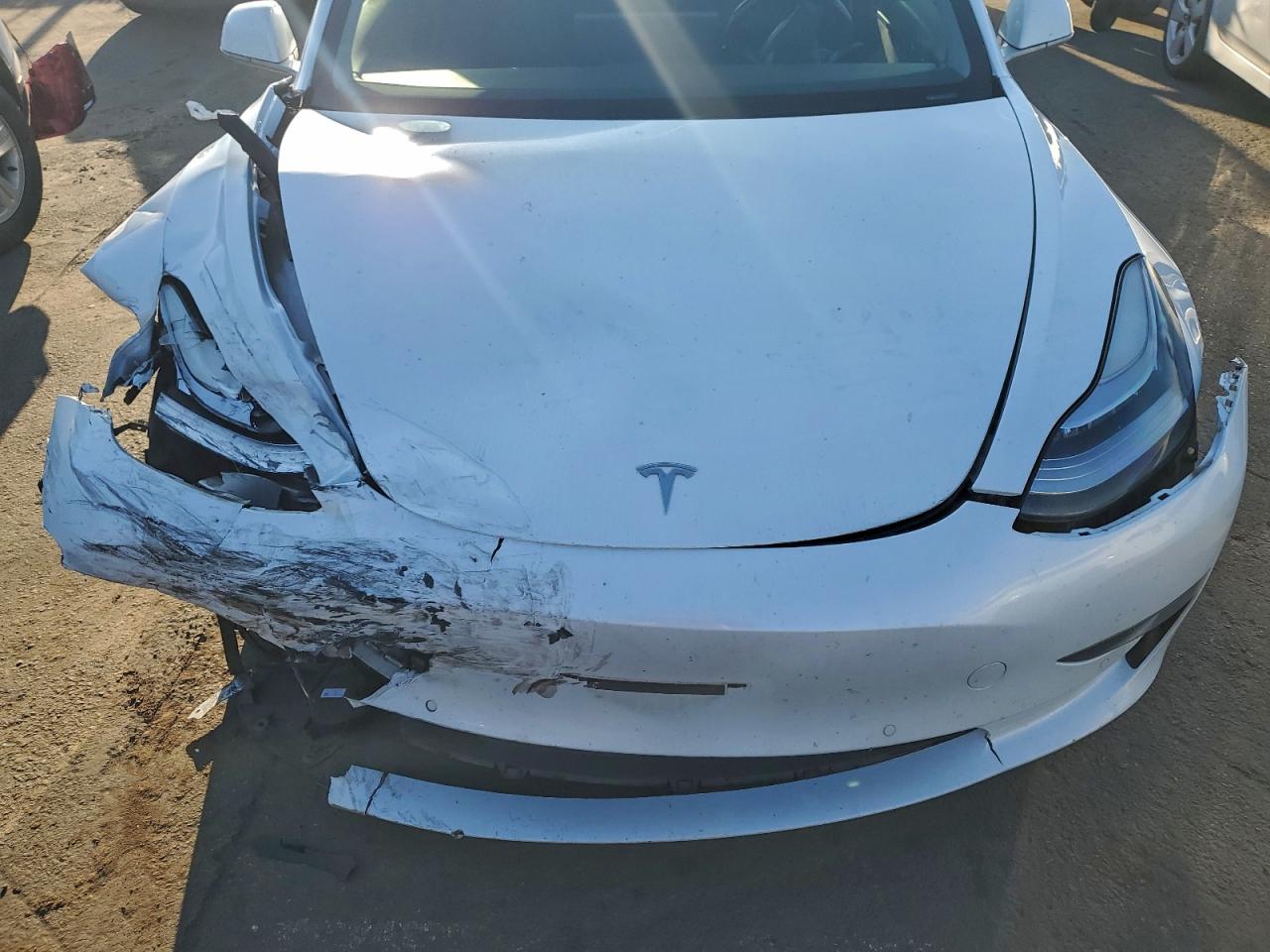 Tesla Model 3 Image 9
