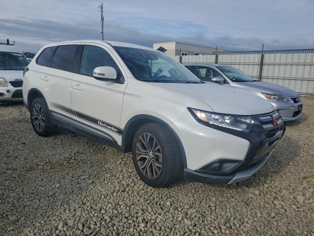 Mitsubishi Outlander Se Image 5