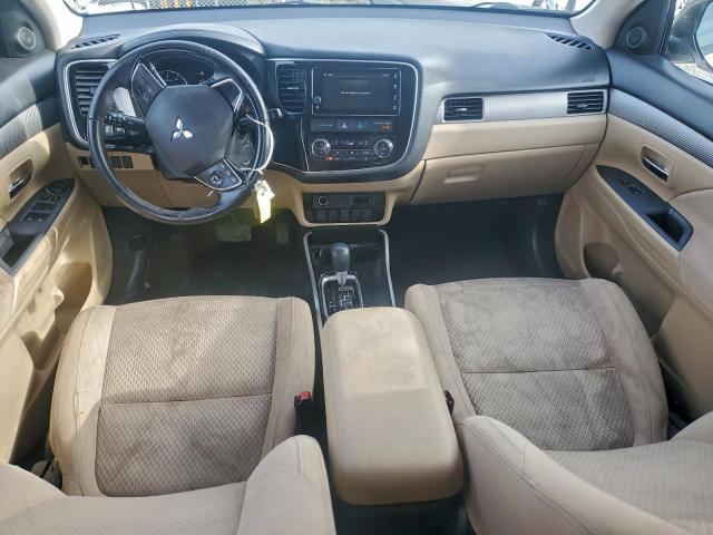 Mitsubishi Outlander Se Image 4