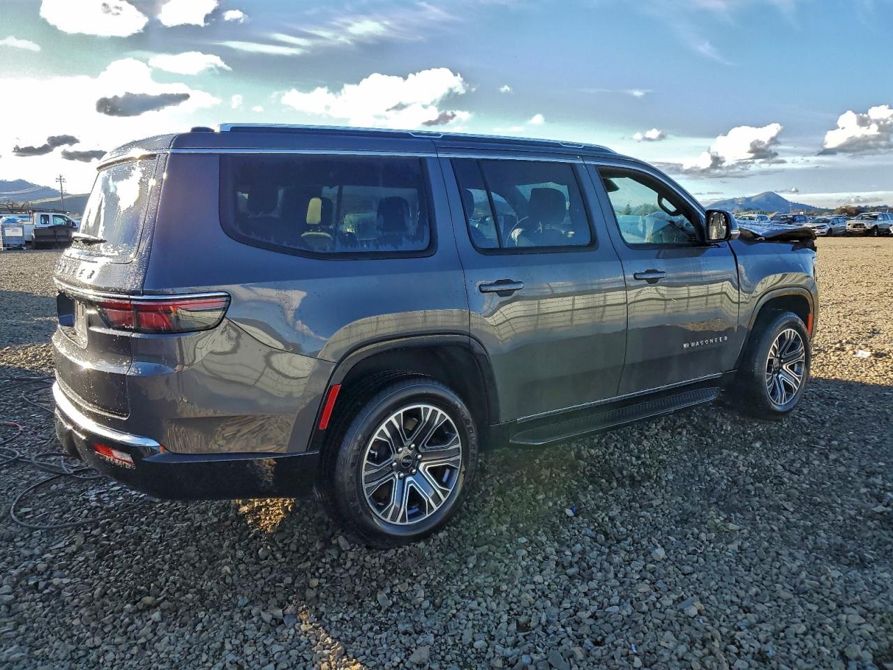 Jeep Wagoneer Series Ii Image 9