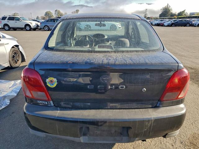 Toyota ECHO Image 7