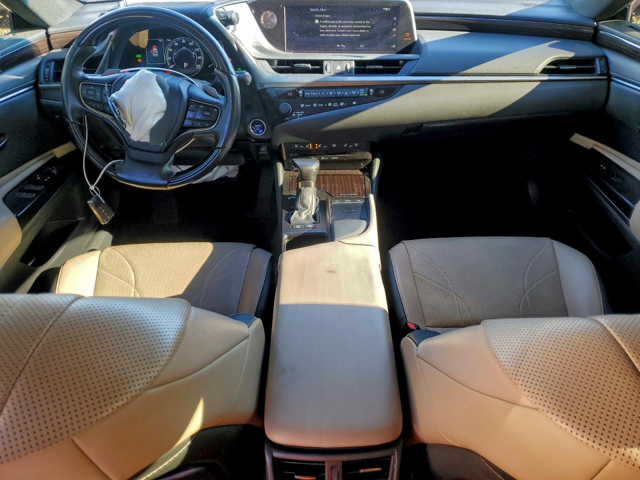 Lexus Es 300h Image 10