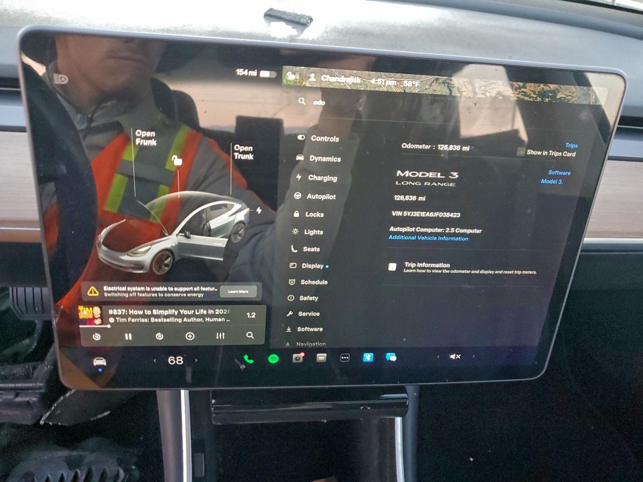 Tesla Model 3 Image 9