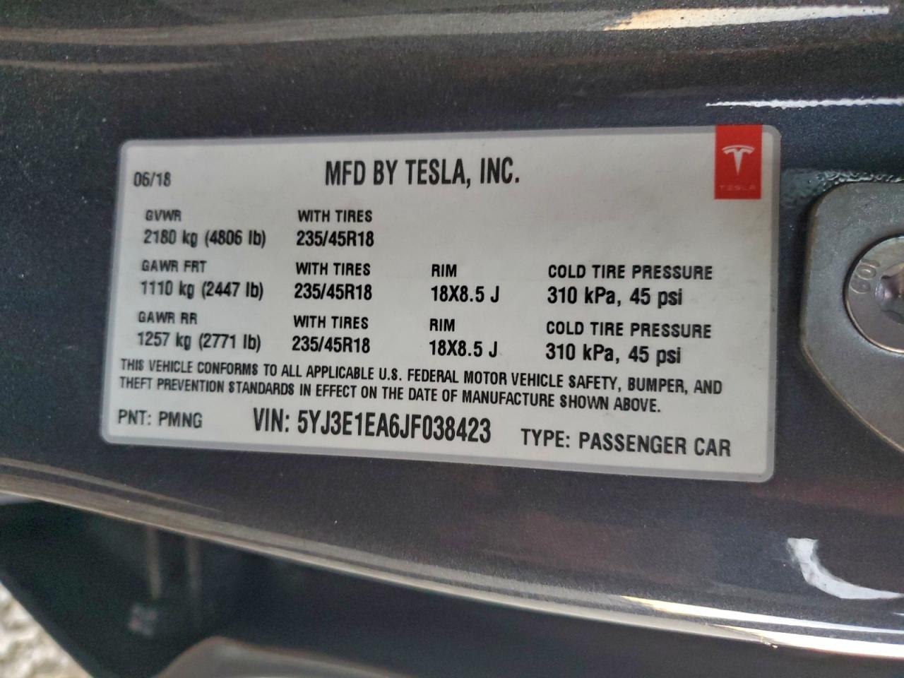 Tesla Model 3 Image 6