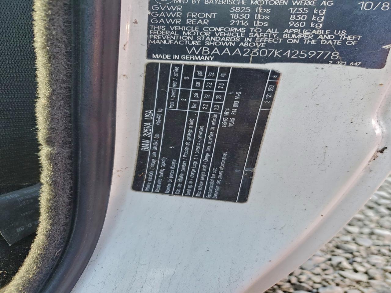 BMW 3 Series I Automatic Image 10