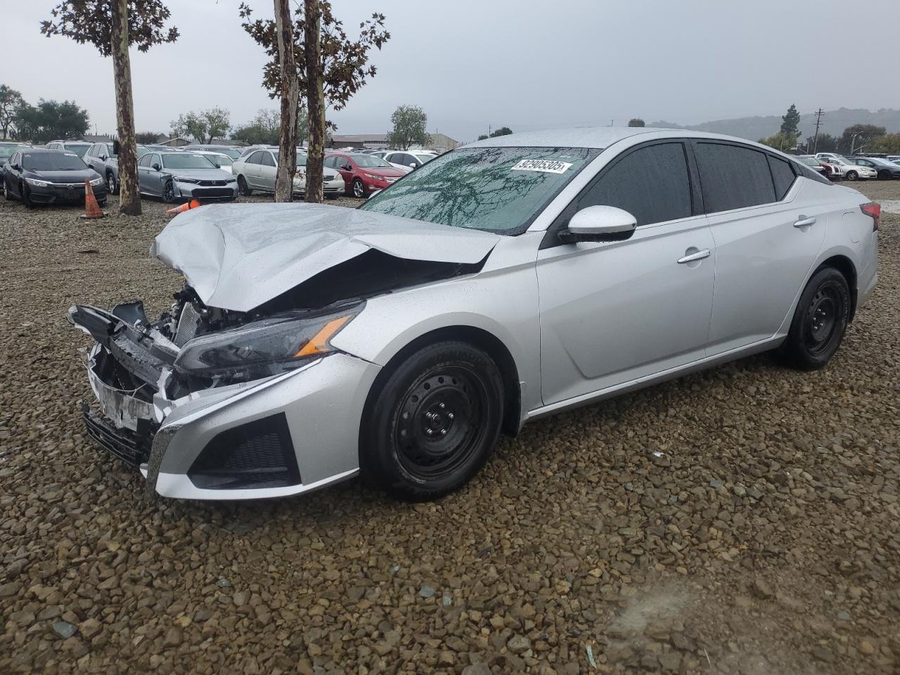 Nissan Altima S Image 1