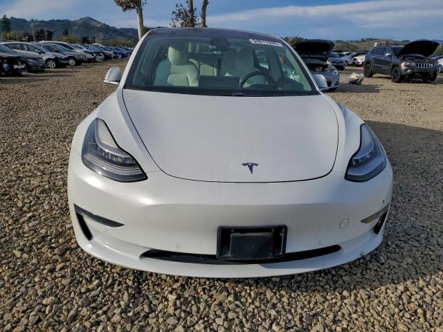 Tesla Model 3 Image 12