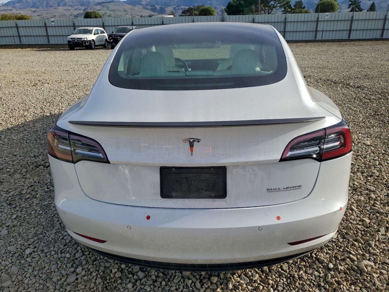 Tesla Model 3 Image 10