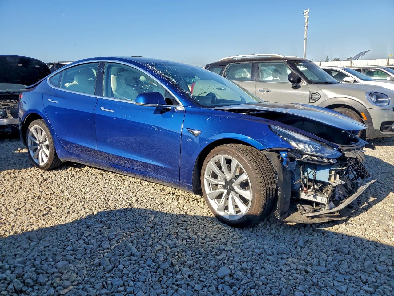 Tesla Model 3 Image 11