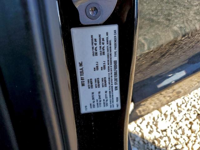 Tesla Model 3 Image 8