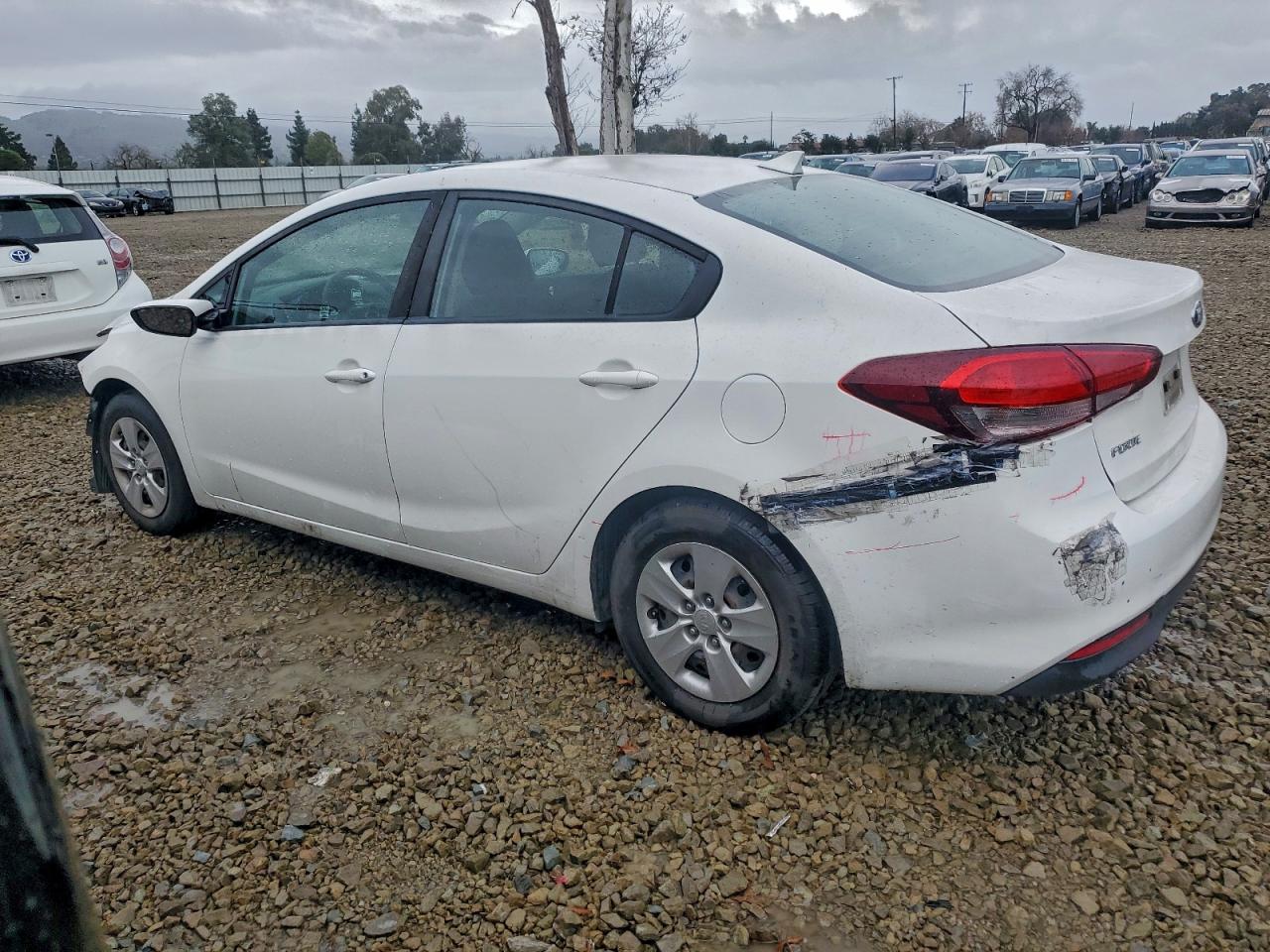 Kia Forte Lx Image 2