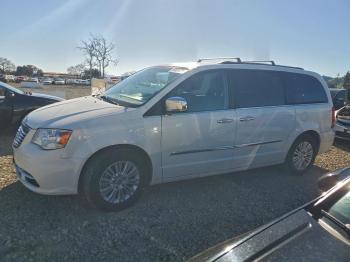  Salvage Chrysler Minivan